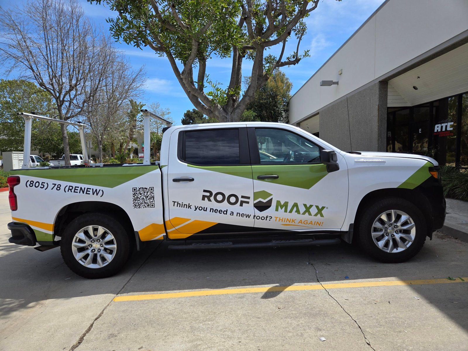 Roof Maxx branded pickup truck vehicle wrap completed by 3 Day Prints